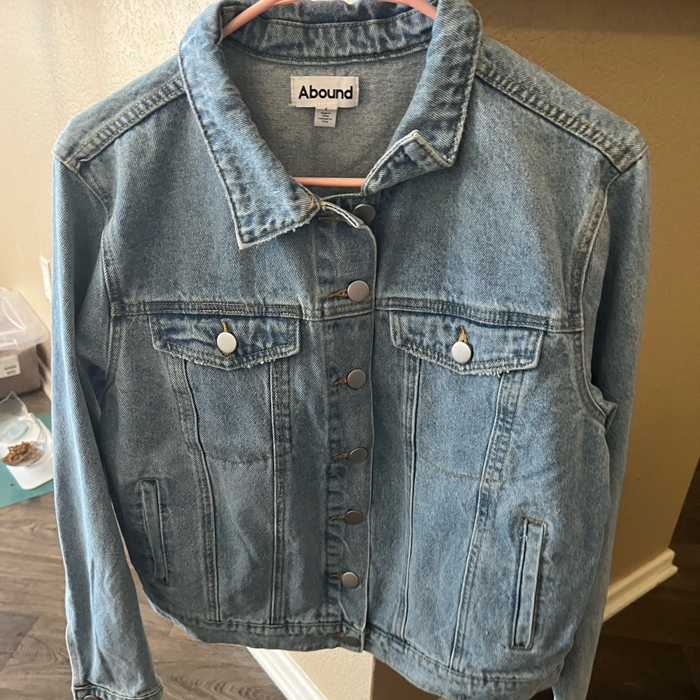 New with tags jean jacket